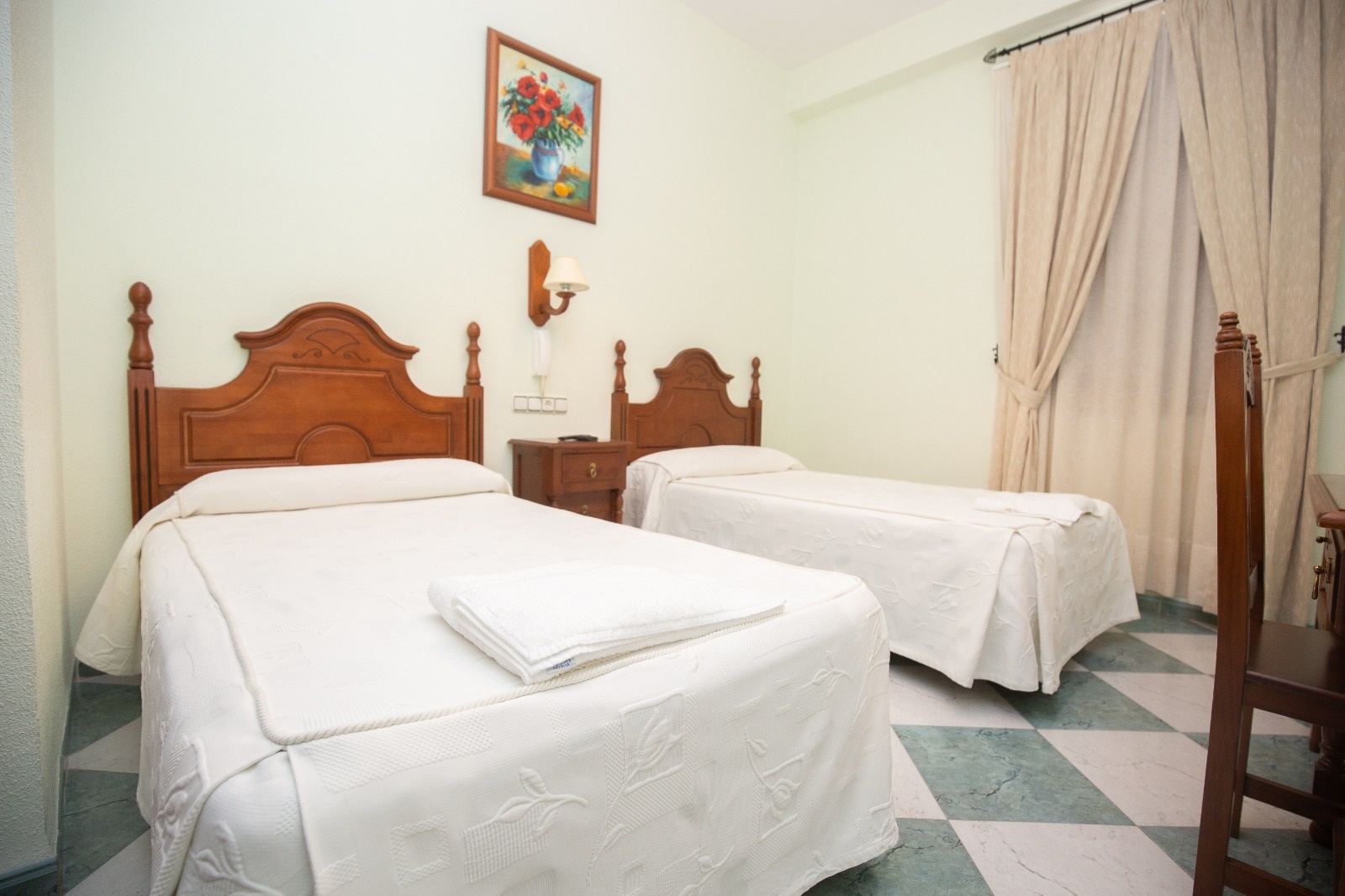Hostal Restaurante El Cazador 2